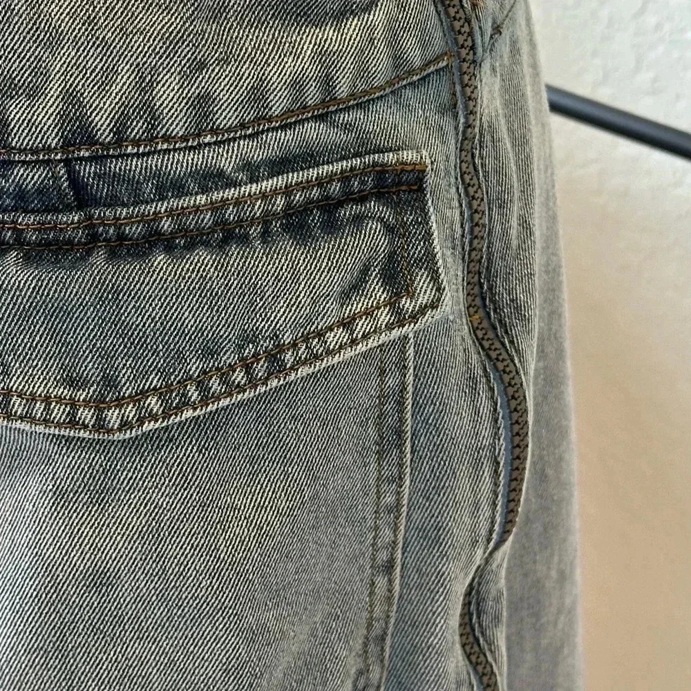 Asymmetrical denim skirt - Picture 3 of 9